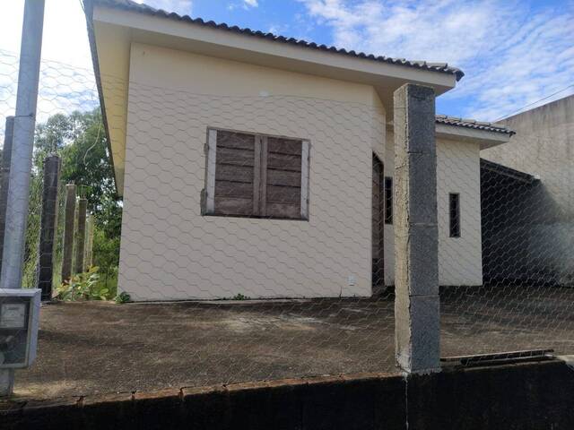 #92 - Casa para Venda em Candeias - MG - 2